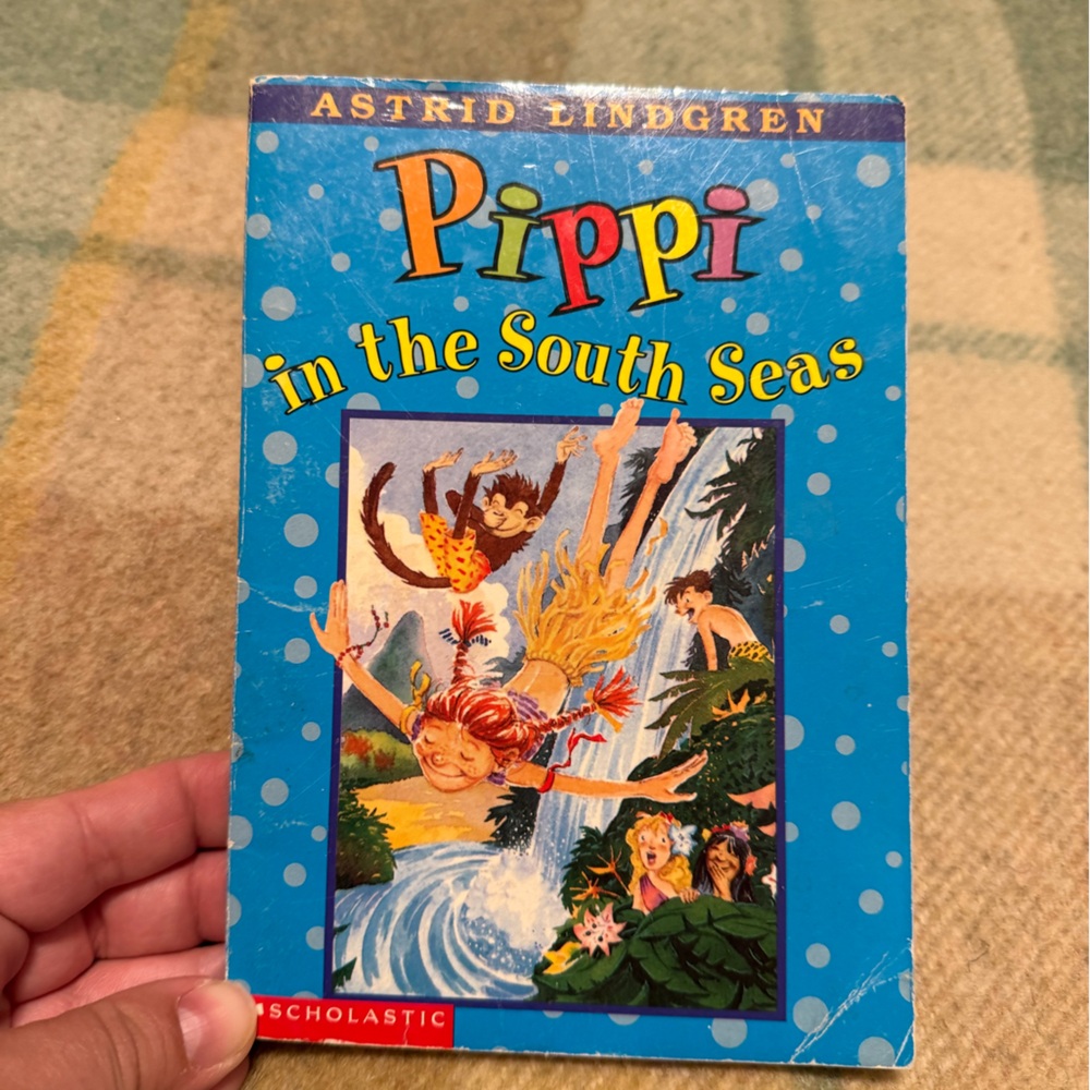 Pippi in the South Seas Book Vintage book in good condition
